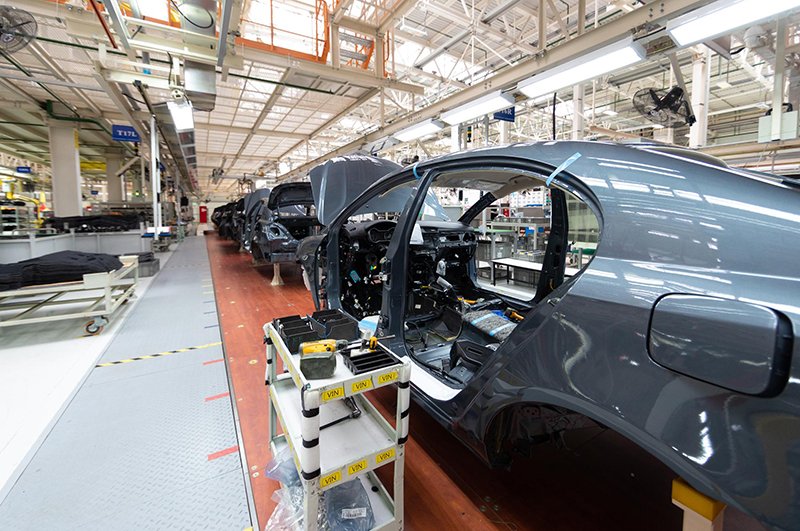 Automotive Manufacturing Image Baigu fastener