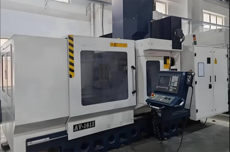 State-of-the-Art CNC Equipment Image Baigu fastener